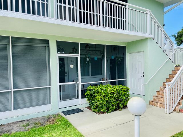 2100 NE 38th Street 142, Lighthouse Point, FL 33064