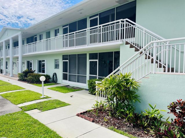 2100 NE 38th Street 142, Lighthouse Point, FL 33064
