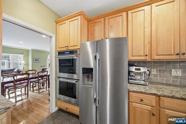 119 Stonegate Trail, Cresskill, NJ 07626