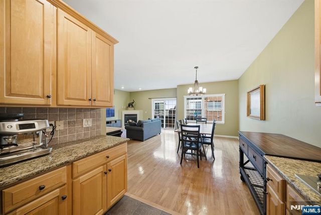 119 Stonegate Trail, Cresskill, NJ 07626