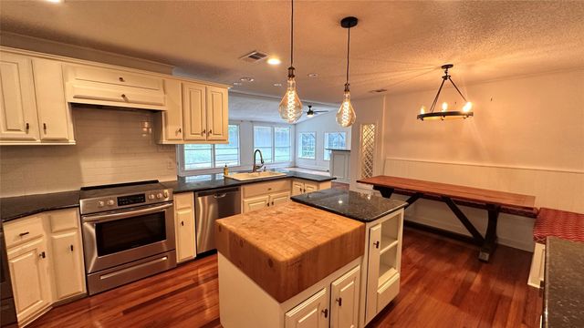 9551 Highedge Drive, Dallas, TX 75238