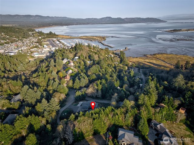 2144 Reservoir Road SW, Ilwaco, WA 98624