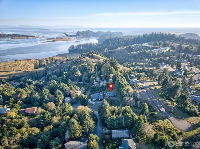 2144 Reservoir Road SW, Ilwaco, WA 98624