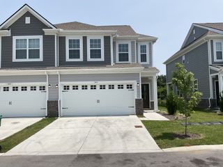1010 Legacy Ct, Smyrna, TN 37167