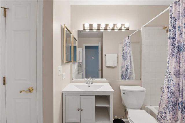 1123 Courtland Drive UNIT, Buffalo Grove, IL 60089