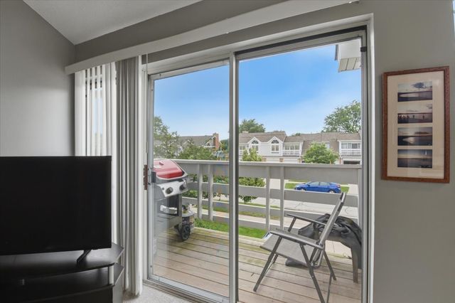 1123 Courtland Drive UNIT, Buffalo Grove, IL 60089