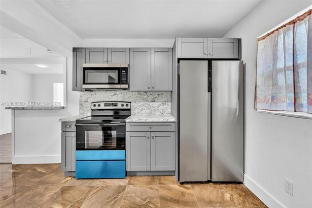 1824 NW 25th Ave, Fort Lauderdale, FL 33311