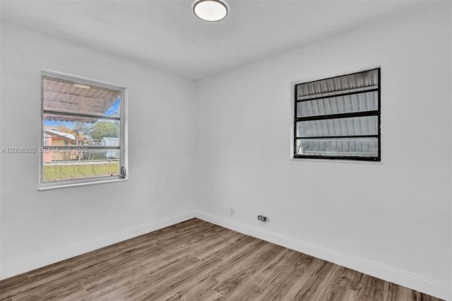 1824 NW 25th Ave, Fort Lauderdale, FL 33311