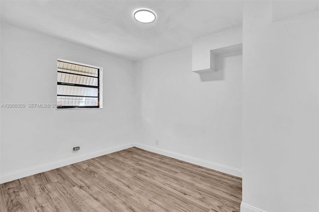 1824 NW 25th Ave, Fort Lauderdale, FL 33311