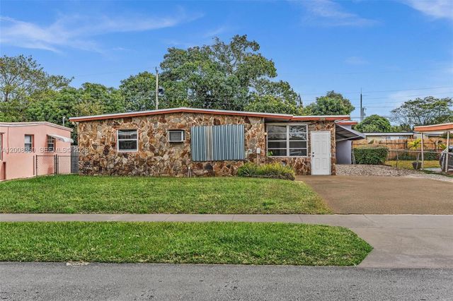 1824 NW 25th Ave, Fort Lauderdale, FL 33311
