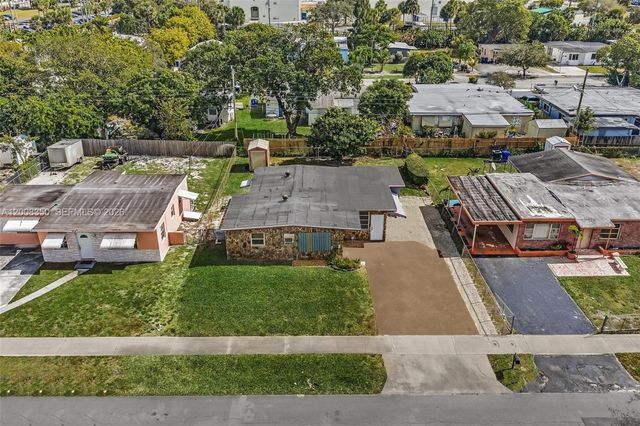 1824 NW 25th Ave, Fort Lauderdale, FL 33311