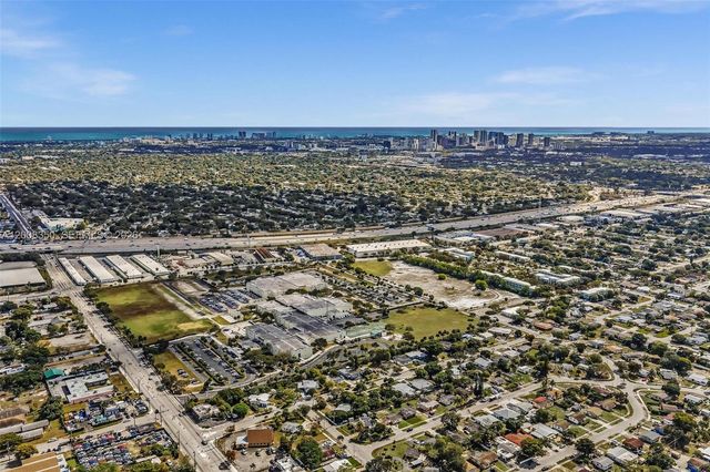 1824 NW 25th Ave, Fort Lauderdale, FL 33311