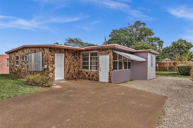1824 NW 25th Ave, Fort Lauderdale, FL 33311