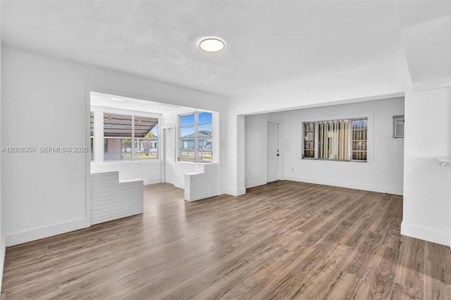 1824 NW 25th Ave, Fort Lauderdale, FL 33311