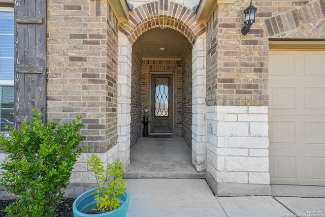 2215 Zachry, New Braunfels, TX 78132
