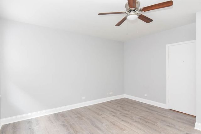 4241 N KENMORE Avenue 303, Chicago, IL 60613