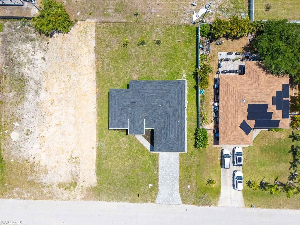 Image 29 of property listing at 1433 NW 7th PL, Cape Coral, FL 33993