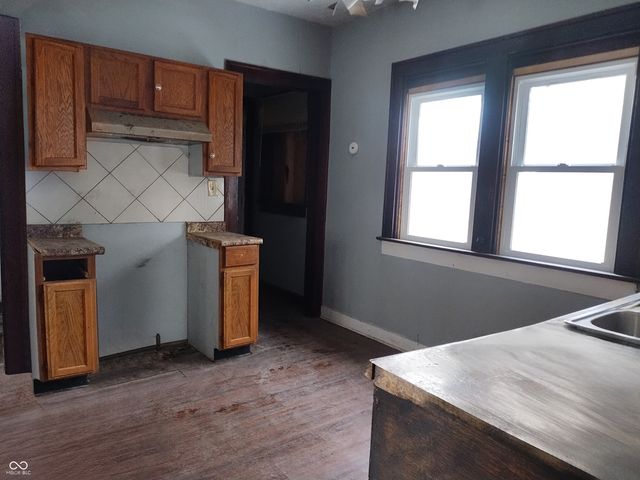 812 N Parker Avenue, Indianapolis, IN 46201