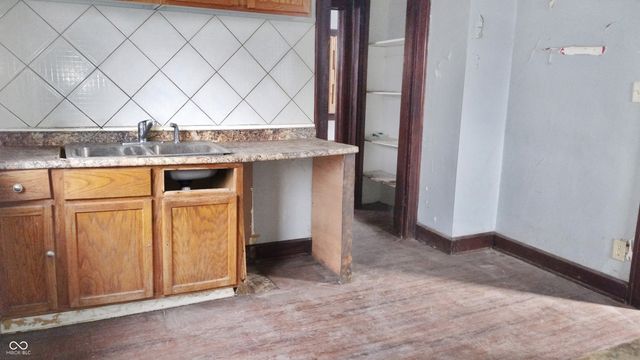 812 N Parker Avenue, Indianapolis, IN 46201