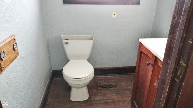 812 N Parker Avenue, Indianapolis, IN 46201