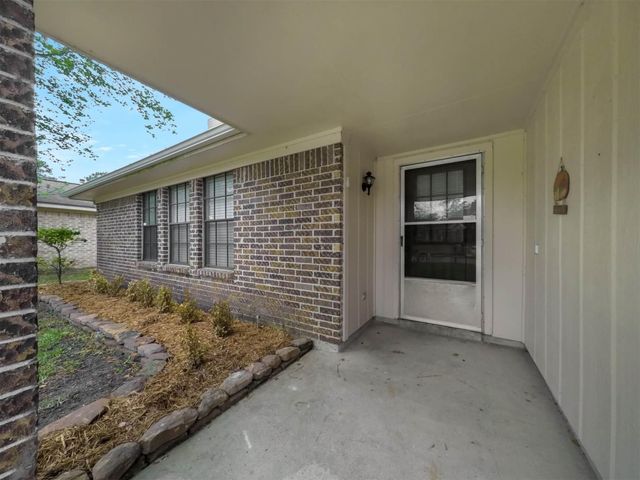 19715 Bambiwoods Court, Humble, TX 77346