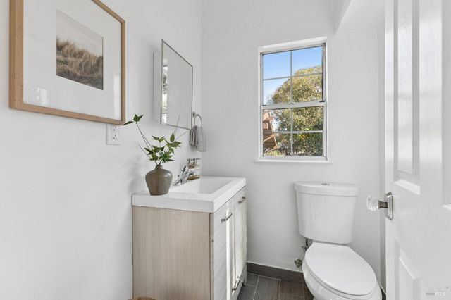 44-46 Martens Blvd, San Rafael, CA 94901