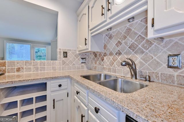 2454 Drew Valley Road NE, Brookhaven, GA 30319