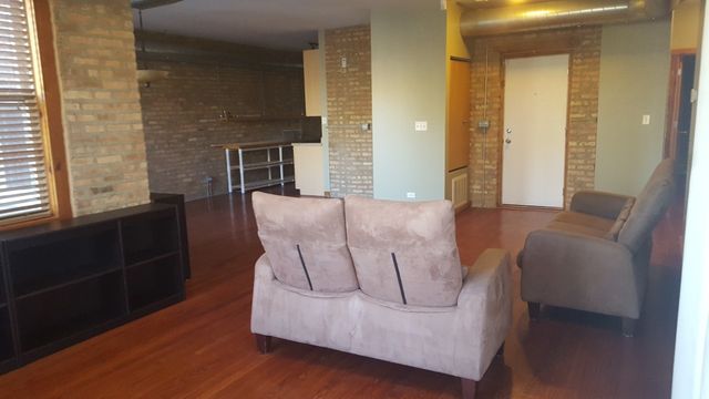 1657 W PRATT Boulevard 2B, Chicago, IL 60626