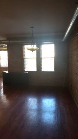 1657 W PRATT Boulevard 2B, Chicago, IL 60626