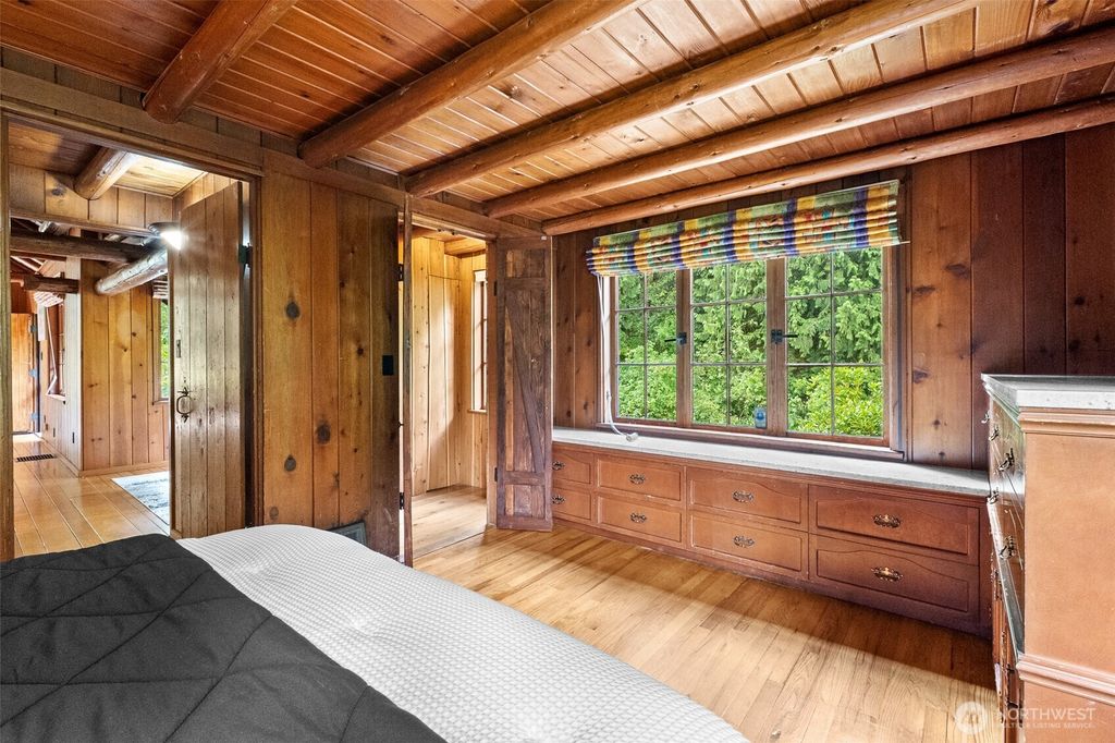 Image 23 of property listing at 14420 Duryea Lane S, Tacoma, WA 98444