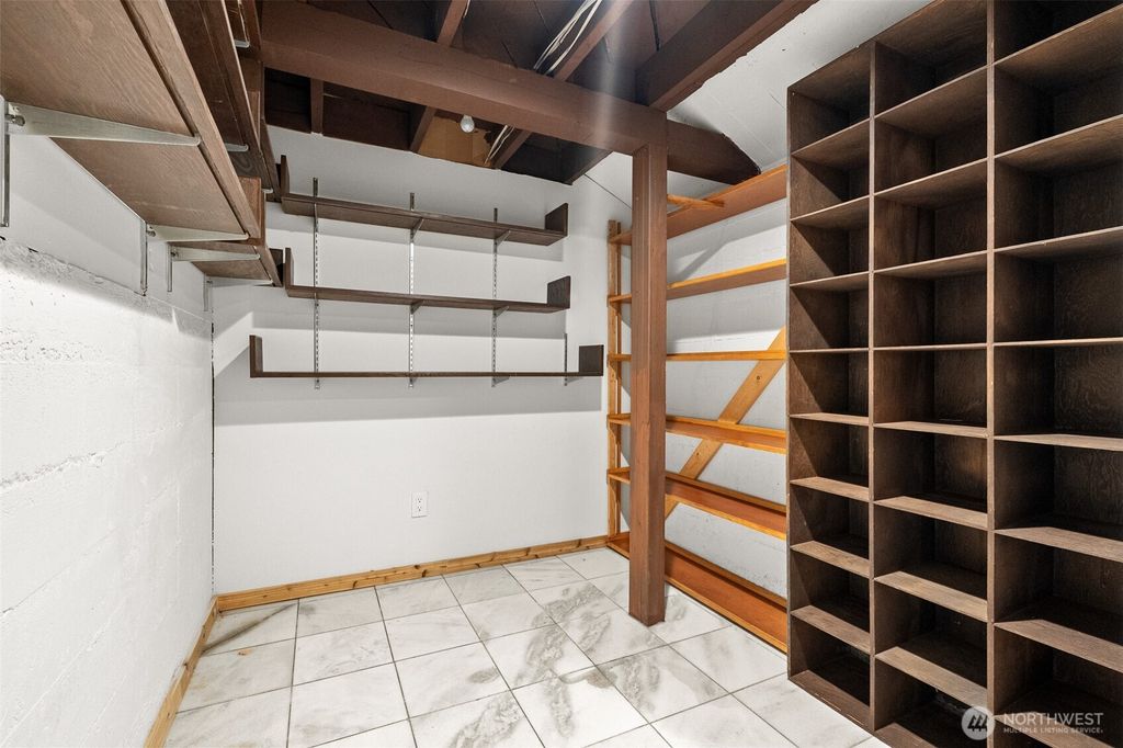 Image 32 of property listing at 14420 Duryea Lane S, Tacoma, WA 98444