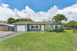 301 SE 3rd Street, Deerfield Beach, FL 33441