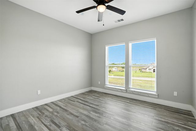 7271 Michelle Point, Krum, TX 76249