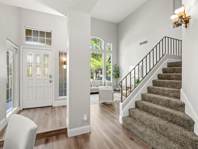 9309 N Bayford Street, Fresno, CA 93720