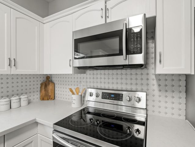 9309 N Bayford Street, Fresno, CA 93720