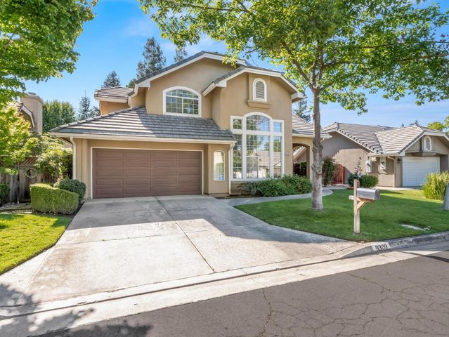 9309 N Bayford Street, Fresno, CA 93720