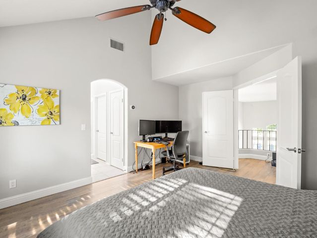 9309 N Bayford Street, Fresno, CA 93720