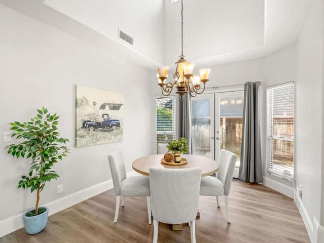 9309 N Bayford Street, Fresno, CA 93720
