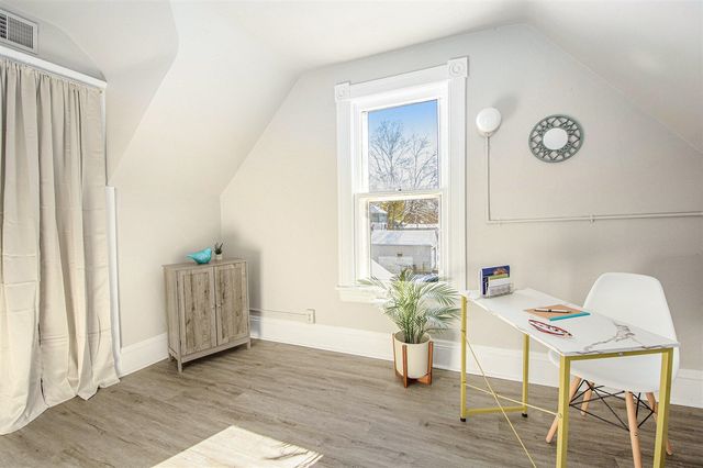 1505 Carl Breeding Way, Jackson, MI 49203