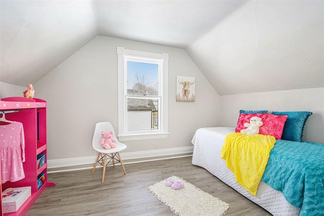 1505 Carl Breeding Way, Jackson, MI 49203