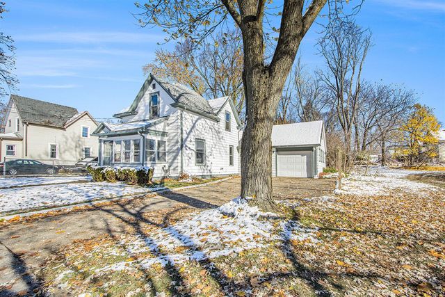 1505 Carl Breeding Way, Jackson, MI 49203