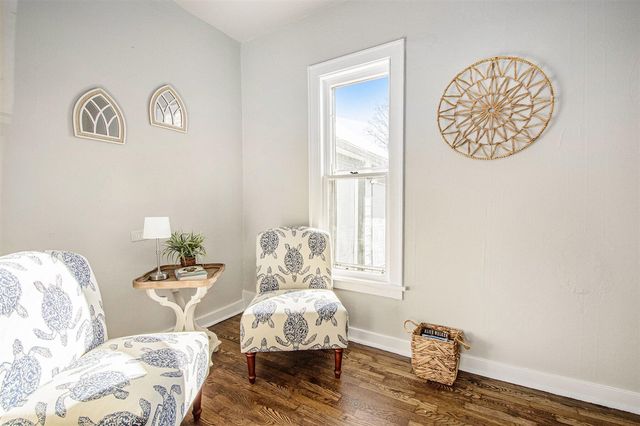 1505 Carl Breeding Way, Jackson, MI 49203