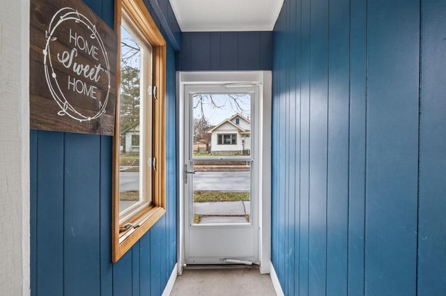 4017 44th Avenue S, Minneapolis, MN 55406