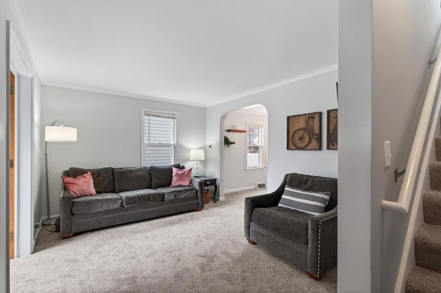 4017 44th Avenue S, Minneapolis, MN 55406