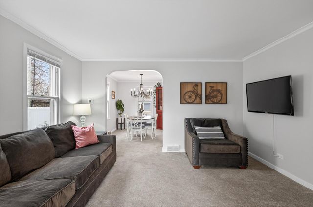 4017 44th Avenue S, Minneapolis, MN 55406