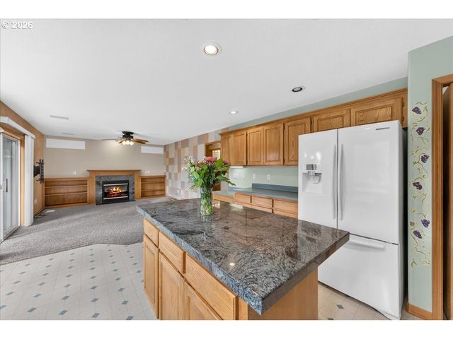 11152 Nw EMPRESS Pl, North Plains, OR 97133