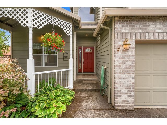 11152 Nw EMPRESS Pl, North Plains, OR 97133