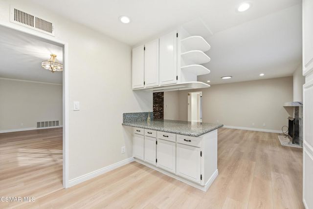 1724 Eagle Peak Avenue, Simi Valley, CA 93063