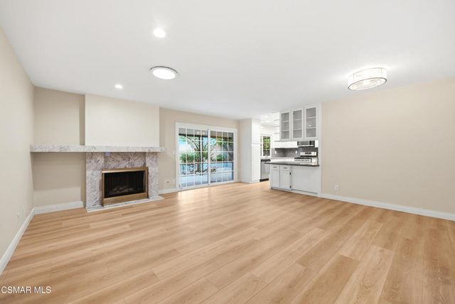 1724 Eagle Peak Avenue, Simi Valley, CA 93063