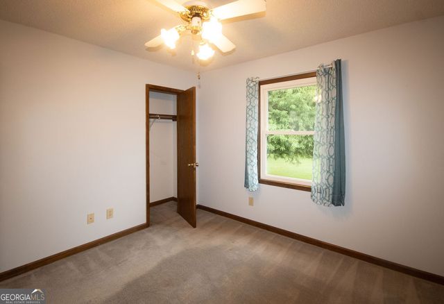 162 Price Drive W, Locust Grove, GA 30248